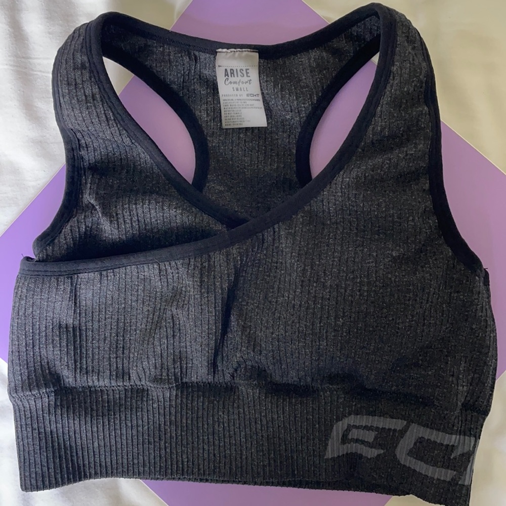 Echt Arise Comfort. Size Small. Sports Bra.